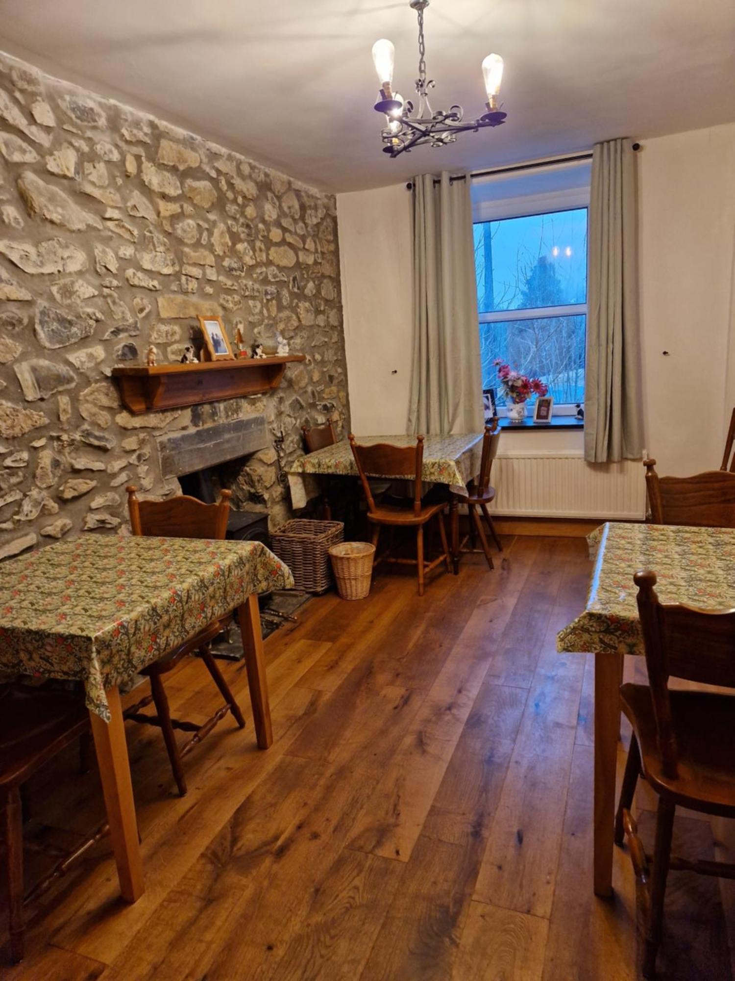 Maes Y Gwaelod Bed & Breakfast Llanwrtyd Wells Bagian luar foto